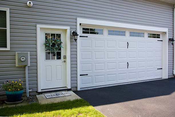 24/7 Emergency Garage Door Panel Replacement experts in Kiowa County County, OK